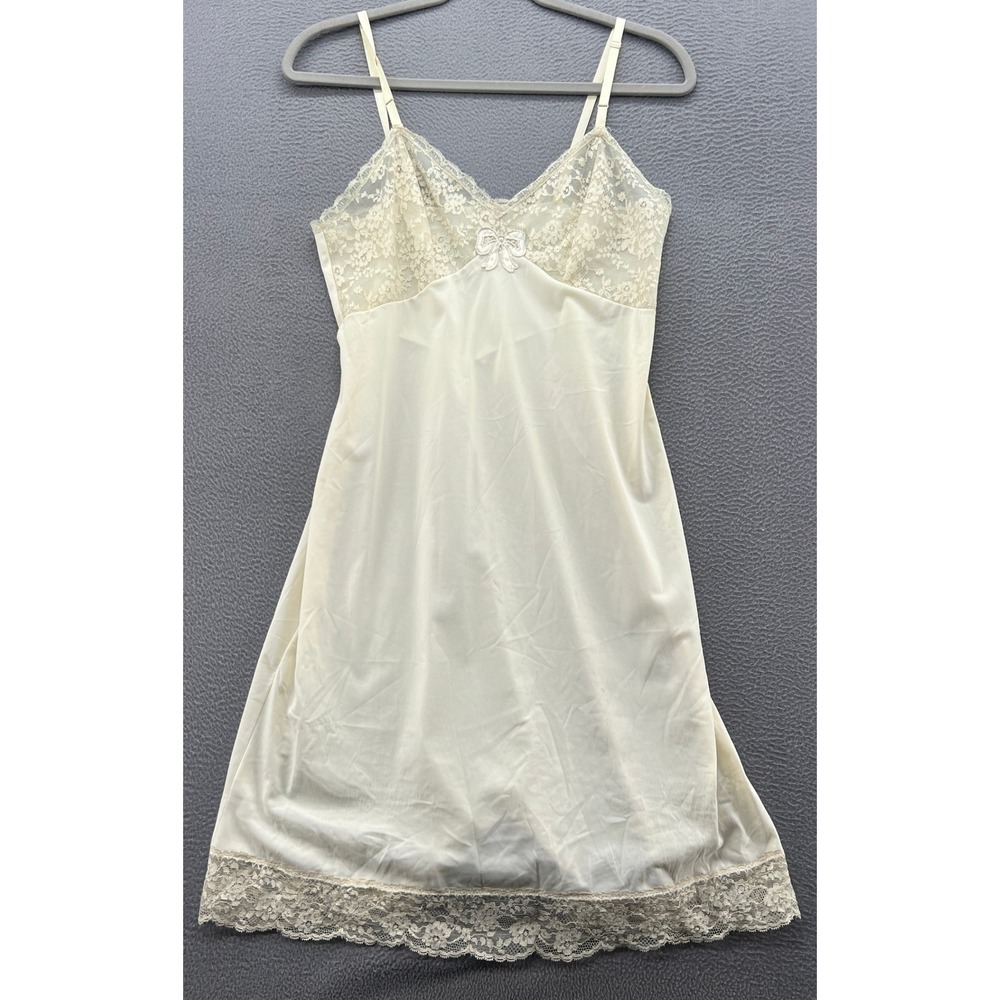 VTG Van Raalte Flip Lingerie Womens Sz 34 Ivory Lace Trim DuPont Nylon USA Made